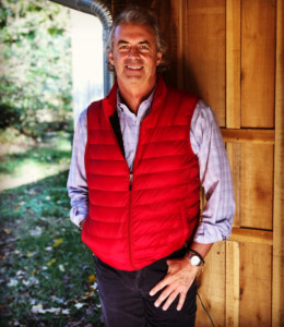 OneSouthernMan's Paul Stanley modeling a Hawke & Co. red vest.